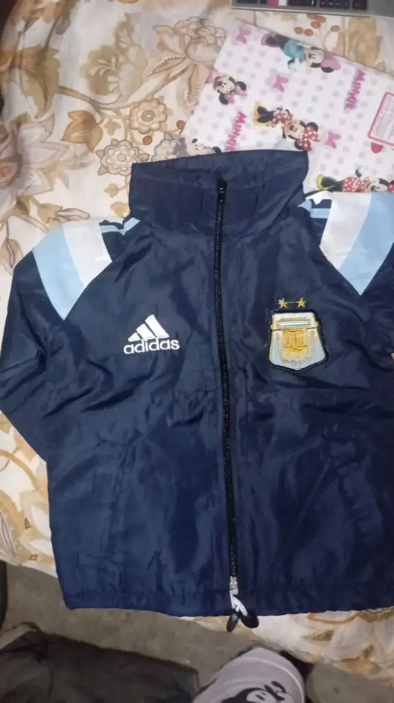 Campera Adidas Argentina Talle 2 para Bebé